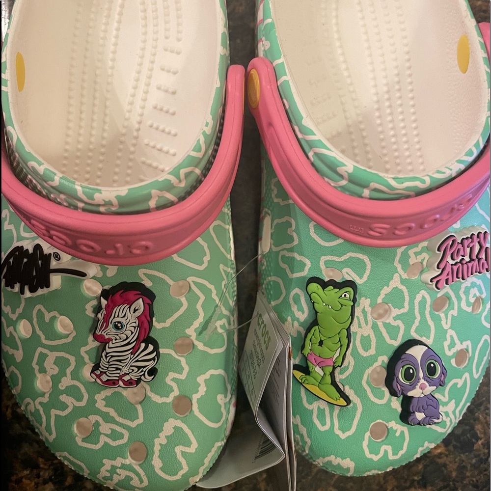 Crocs